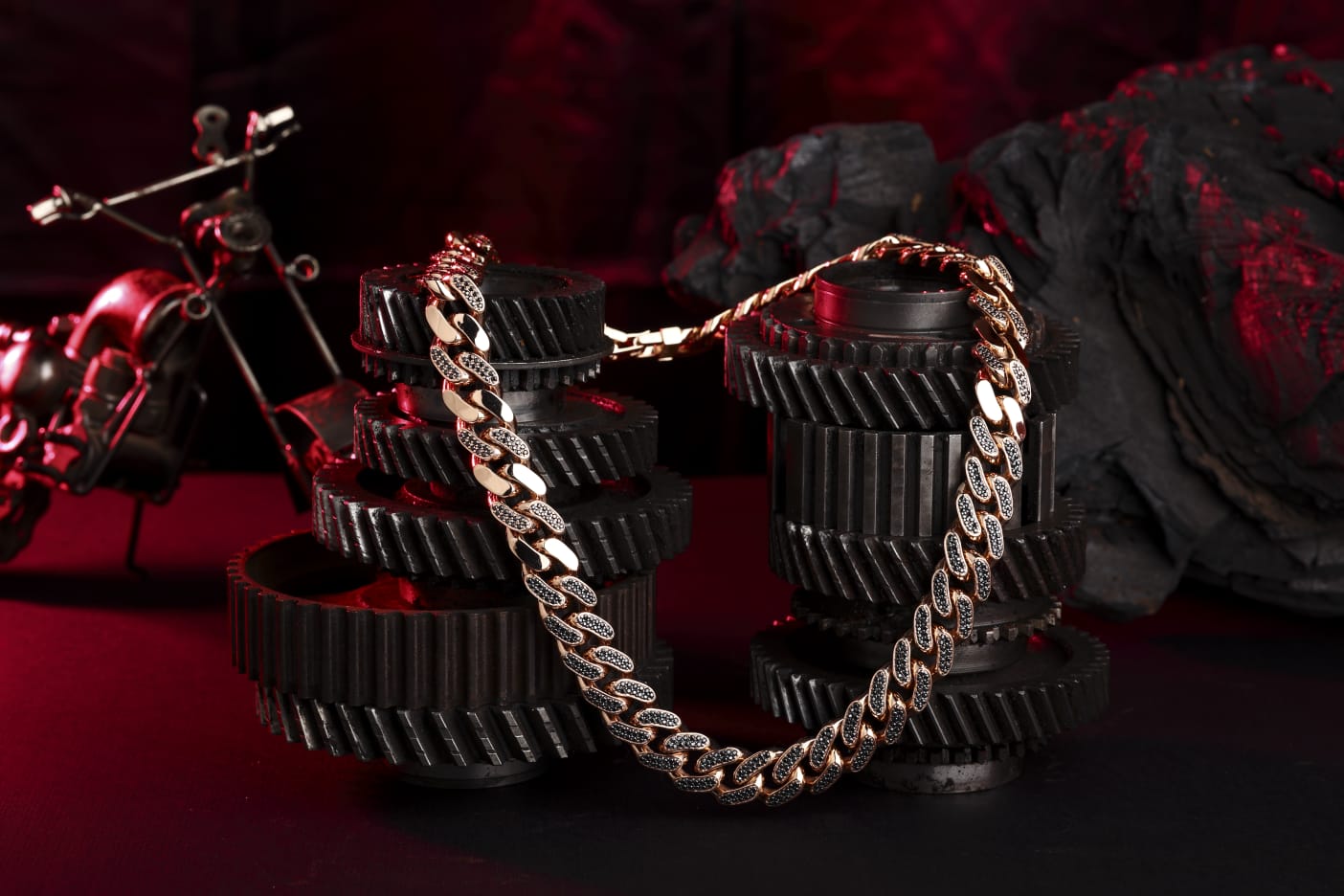 Classic Gold Necklace