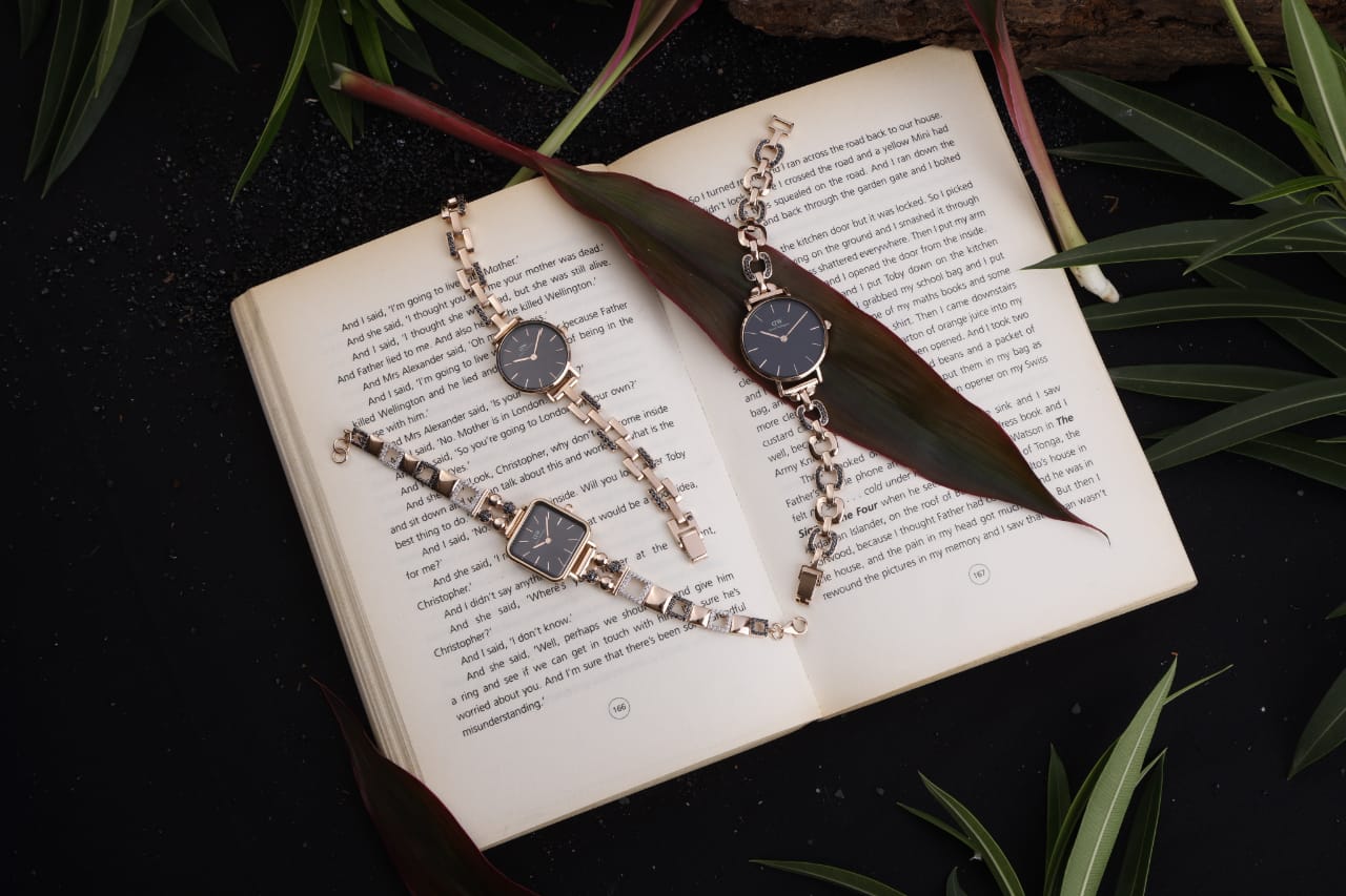 Elegant Gold Earrings